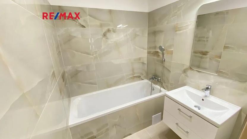 Pronájem bytu 3+1, Sobotín, 75 m2