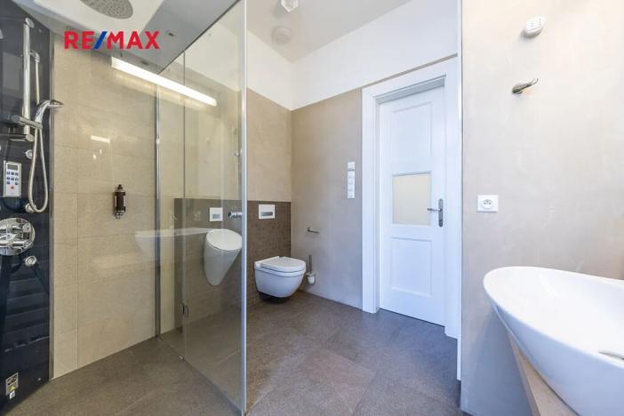 Prodej bytu 2+kk, Praha - Staré Město, Křižovnická, 71 m2