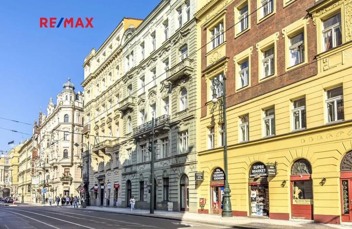 Prodej bytu 2+kk, Praha - Staré Město, Křižovnická, 71 m2