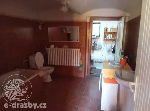 Dražba rodinného domu, Drozdov, 150 m2