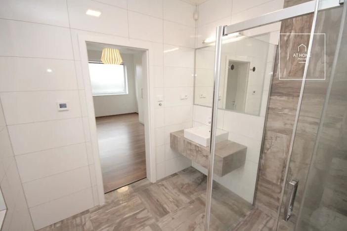 Pronájem rodinného domu, Horoměřice, Jasanová, 200 m2