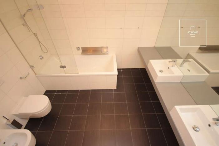 Pronájem bytu 4+kk, Praha - Nové Město, Senovážné náměstí, 130 m2