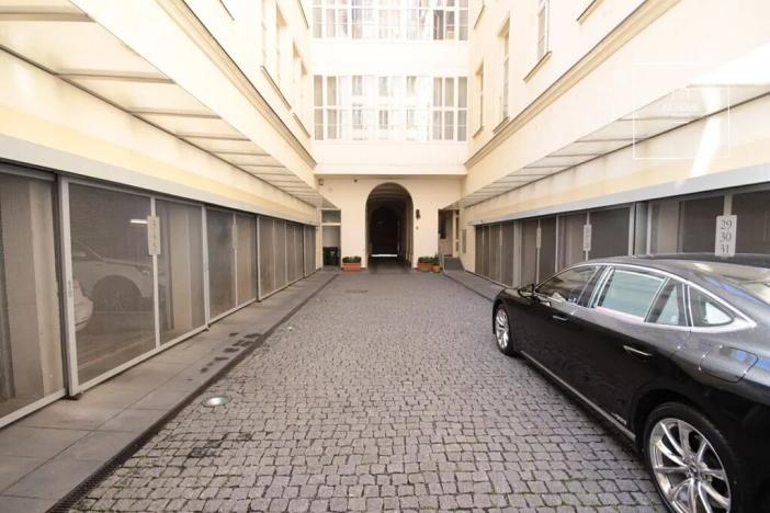 Pronájem bytu 4+kk, Praha - Nové Město, Senovážné náměstí, 130 m2