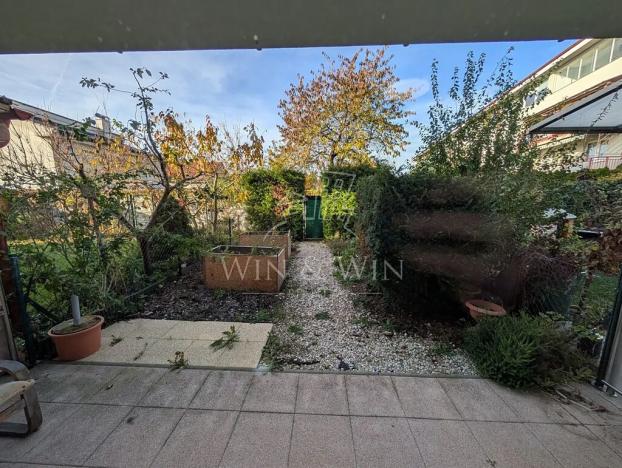 Pronájem bytu 1+kk, Praha - Běchovice, Českobrodská, 83 m2