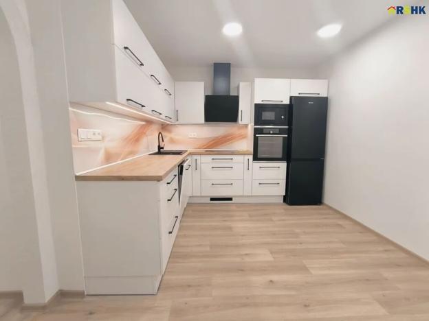 Pronájem bytu 3+1, Hlinsko, Adámkova třída, 83 m2