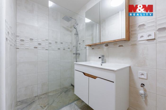 Prodej bytu 3+1, Karlovy Vary, 73 m2