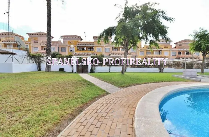 Prodej vily, Torrevieja, Španělsko, 90 m2