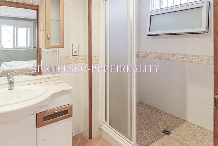 Prodej vily, Torrevieja, Španělsko, 116 m2