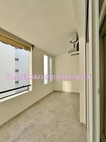 Prodej bytu 3+kk, Torrevieja, Španělsko, Calle Concordia, 85 m2