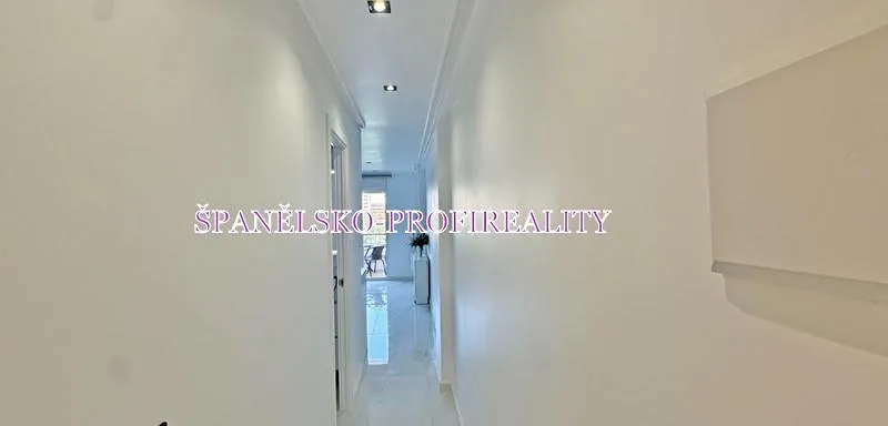 Prodej bytu 2+kk, Torrevieja, Španělsko, 38 m2