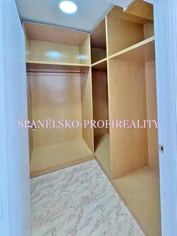 Prodej vily, Villamartín, Španělsko, 100 m2