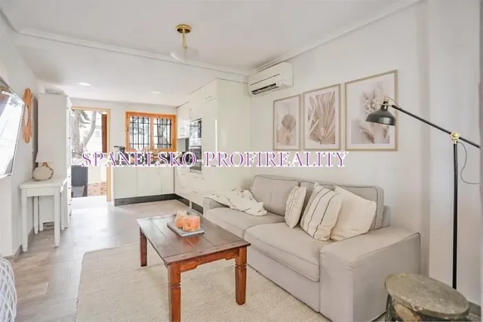 Prodej vily, Torrevieja, Španělsko, 46 m2