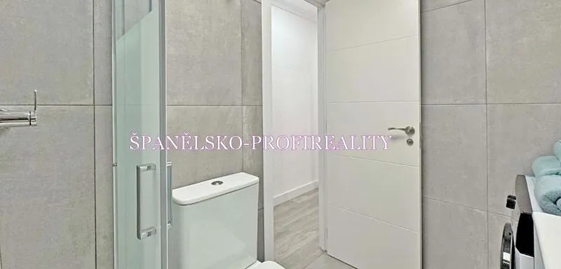 Prodej bytu 3+kk, Torrevieja, Španělsko, 75 m2