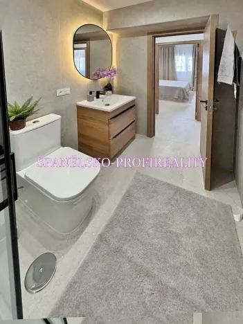 Prodej bytu 4+kk, Torrevieja, Španělsko, 80 m2