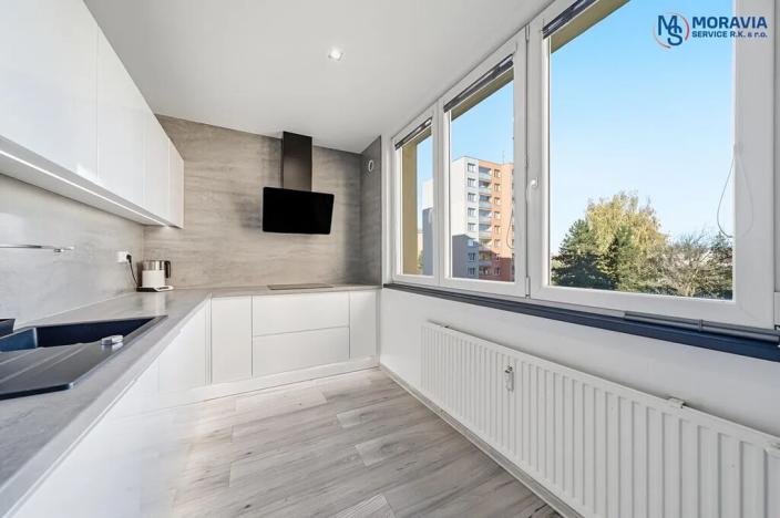 Prodej bytu 3+1, Ostrava, Středoškolská, 68 m2