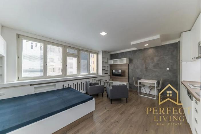 Pronájem bytu 1+kk, Praha - Vinohrady, Lucemburská, 31 m2