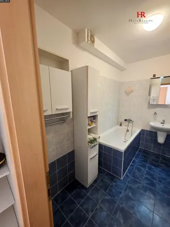 Pronájem bytu 2+kk, Praha - Letňany, Místecká, 60 m2