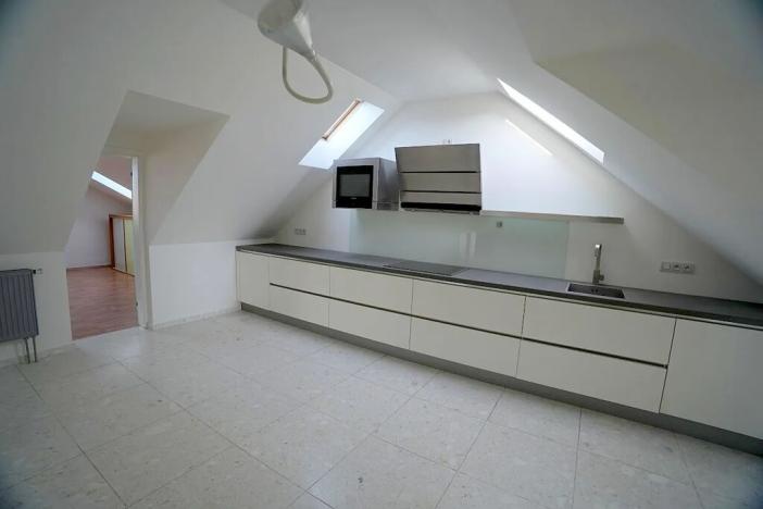 Prodej bytu 3+1, Dolní Břežany, Dělnická, 134 m2