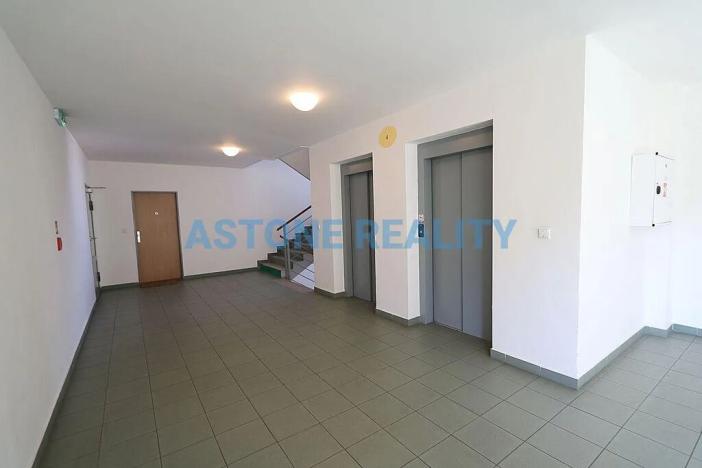 Pronájem bytu 1+kk, Praha - Hostivař, Švehlova, 35 m2