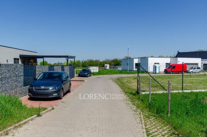 Prodej pozemku, Praha - Kbely, Ponikelská, 707 m2