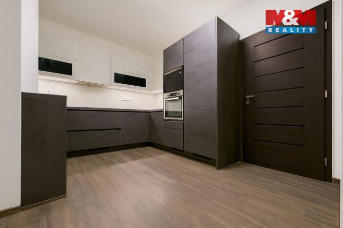 Prodej bytu 4+kk, Olomouc - Chválkovice, Selské nám., 103 m2