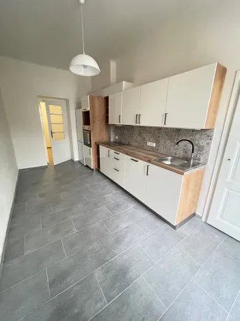 Pronájem bytu 2+kk, Praha - Žižkov, Fibichova, 53 m2