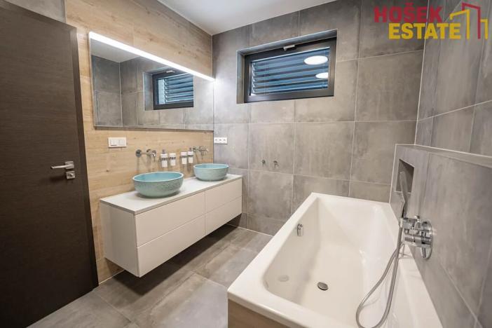 Prodej rodinného domu, Svinošice, 239 m2