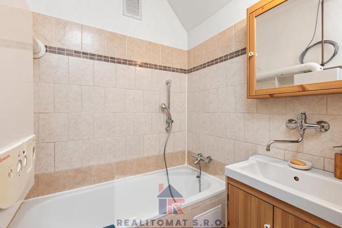 Prodej rodinného domu, Přerov nad Labem, 170 m2