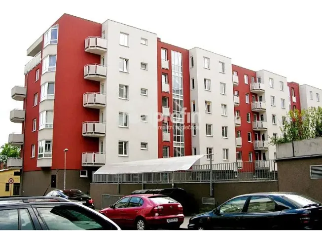 Pronájem bytu 2+kk, Brno, Trýbova, 58 m2