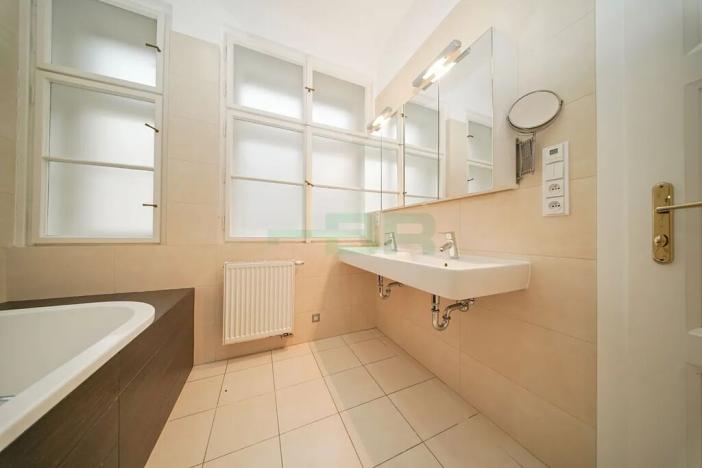 Pronájem bytu 4+kk, Praha - Vinohrady, 104 m2
