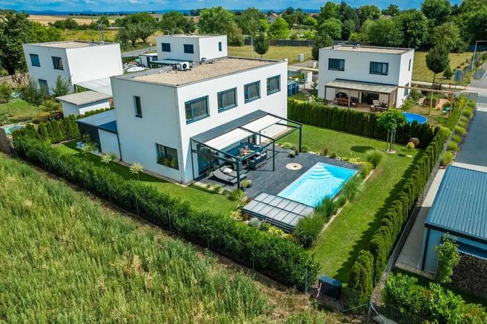 Pronájem rodinného domu, Přezletice, Školní, 120 m2