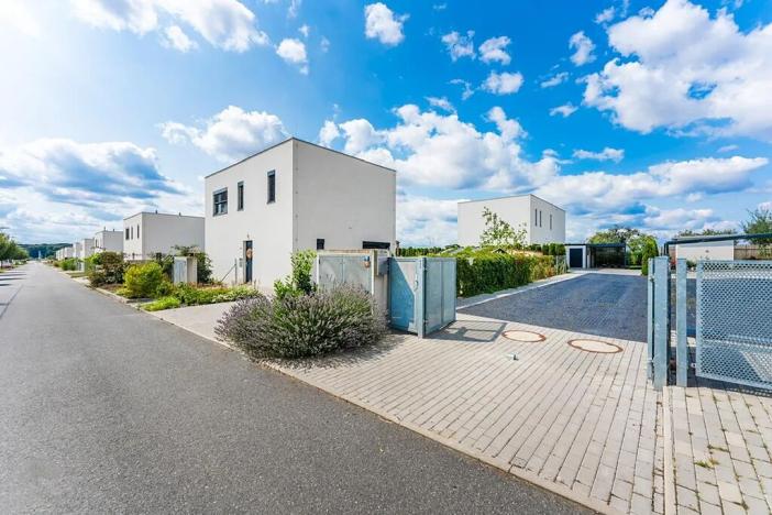 Pronájem rodinného domu, Přezletice, Školní, 120 m2