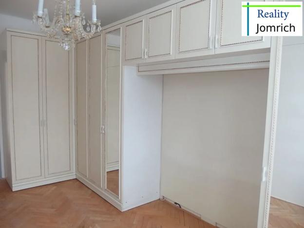 Pronájem bytu 3+1, Liberec, Dvorská, 60 m2