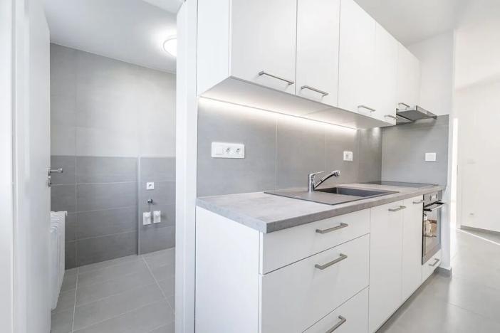 Pronájem bytu 2+1, České Budějovice, Lidická tř., 52 m2