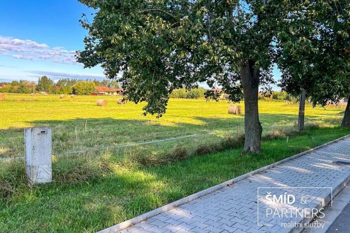 Prodej pozemku pro bydlení, Labské Chrčice, 700 m2