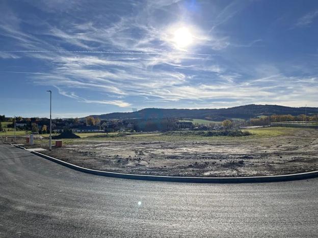 Prodej pozemku pro bydlení, Lipí, 937 m2