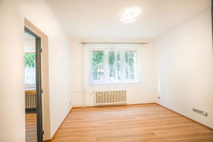 Pronájem bytu 3+1, Praha - Břevnov, Nad alejí, 69 m2