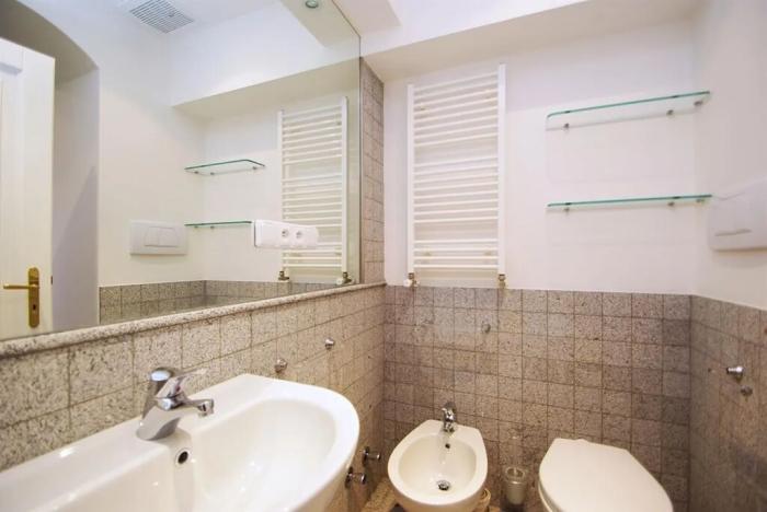 Pronájem bytu 3+1, Praha - Malá Strana, Hroznová, 73 m2