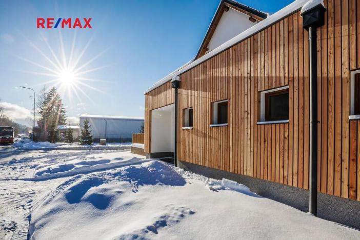 Prodej bytu 2+kk, Svoboda nad Úpou, Nádražní, 56 m2