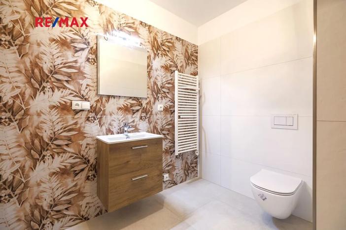 Prodej bytu 2+kk, Svoboda nad Úpou, Nádražní, 54 m2