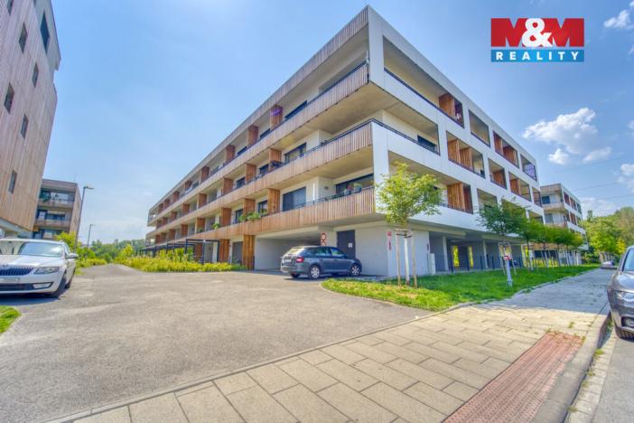 Pronájem garážového stání, Plzeň, Kartónová, 15 m2