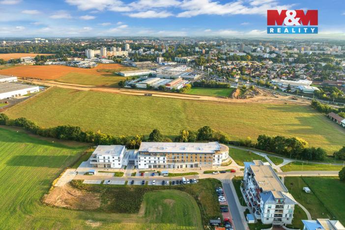 Pronájem bytu 2+kk, Pardubice - Ohrazenice, U Sportovní školy, 54 m2