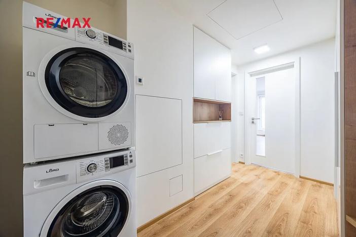 Pronájem bytu 1+kk, Beroun, Na Parkáně, 40 m2