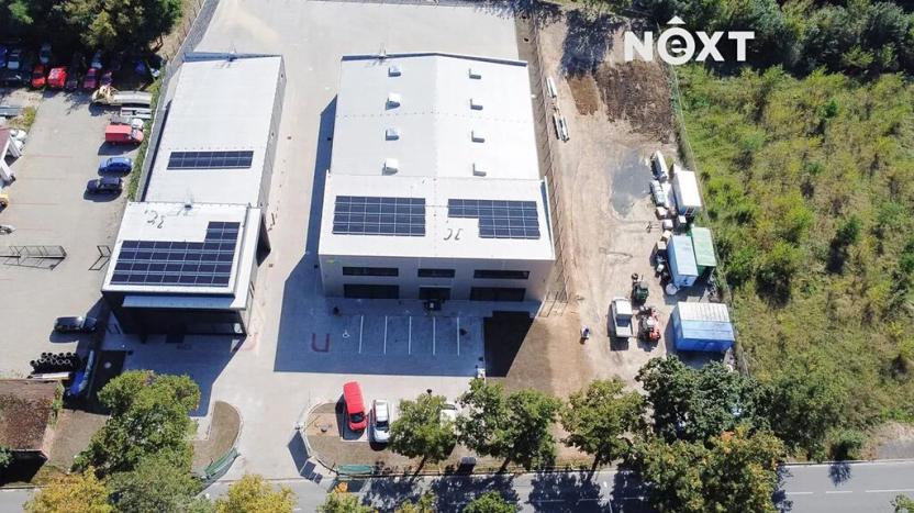 Pronájem skladu, Milovice, 386 m2