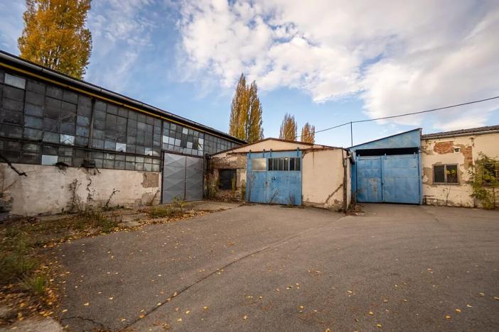 Prodej skladu, Hodonín, třída Bří Čapků, 6830 m2