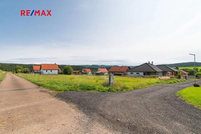 Prodej zahrady, Mlečice, 983 m2