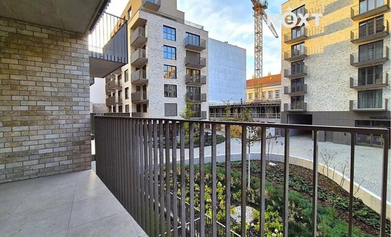 Pronájem bytu 1+kk, Brno, Bratislavská, 37 m2