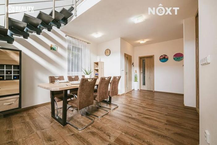 Prodej rodinného domu, Kovalovice, 308 m2