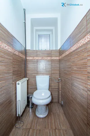 Prodej rodinného domu, Lomnice, 180 m2