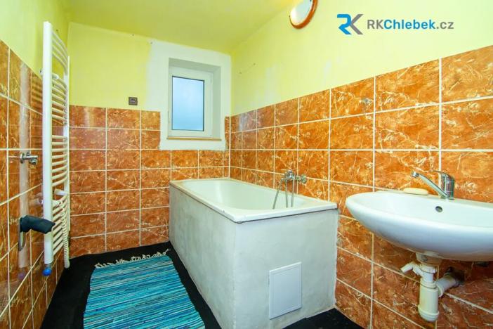 Prodej rodinného domu, Lomnice, 180 m2